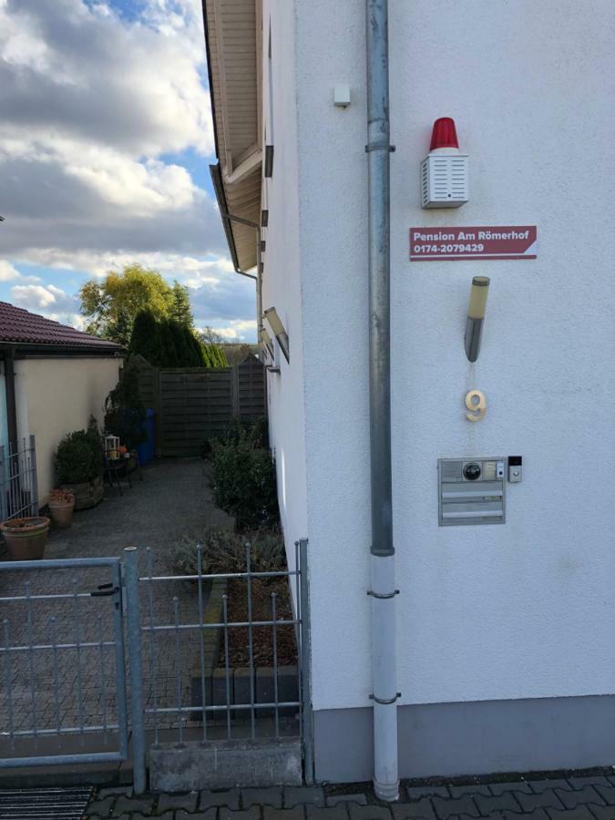 Pension Am Roemerhof Münzenberg Exterior foto